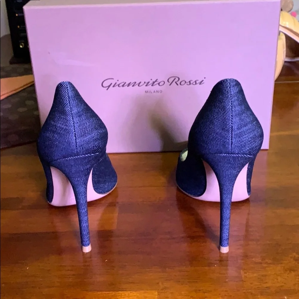 Gianvito Rossi Blue Heels - Picture 2 of 3